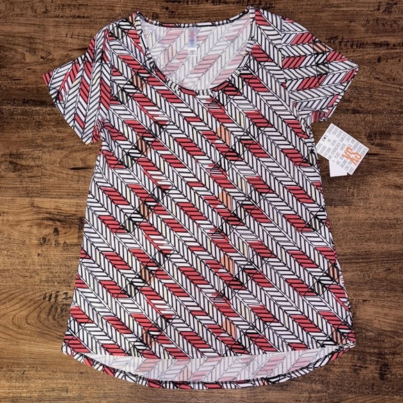 LuLaRoe Tops - Patterned Women's Top classic t
